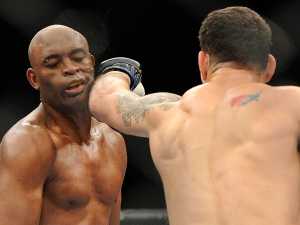 Anderson Silva vs. Chris Weidman