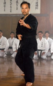 Nishi Fuyuhiko em Kuro obi