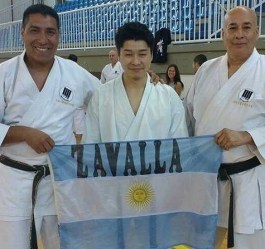 Otsuka sensie o karateka argentinos